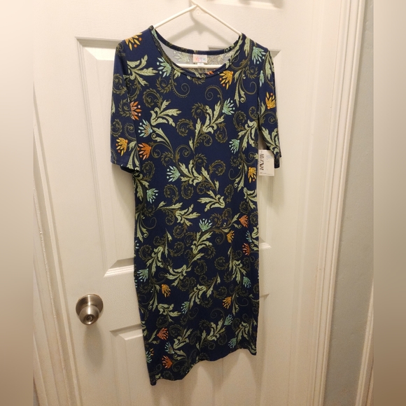 Nwt Lularoe Julia Dress Size Medium - Picture 1 of 3